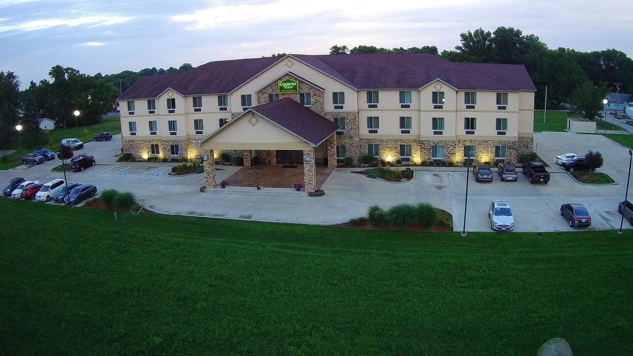 Countryview Inn & Suites Robinson Bagian luar foto